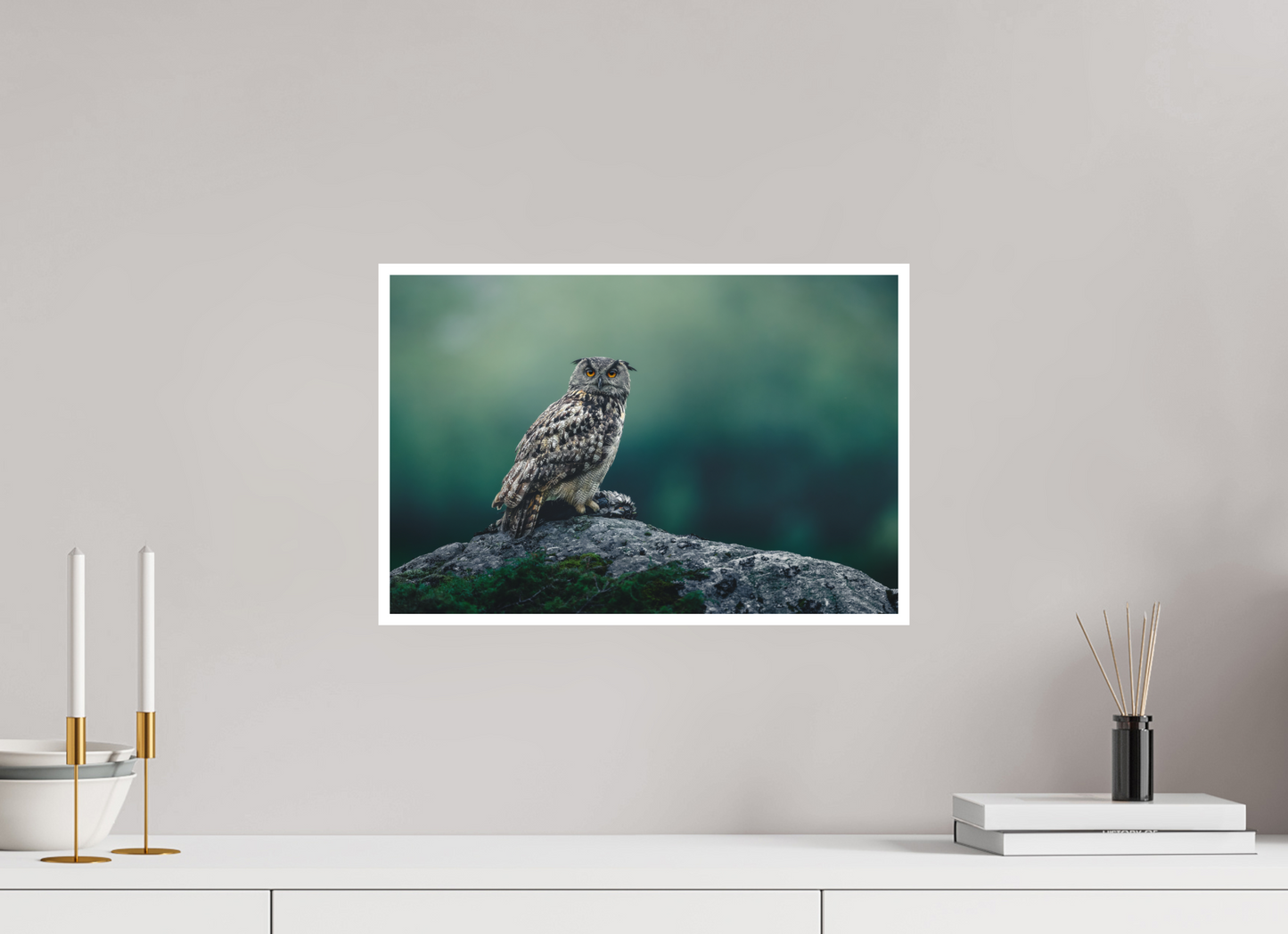 Eagle owl with its prey