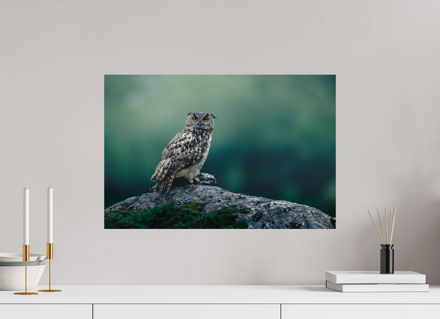Eagle owl with its prey