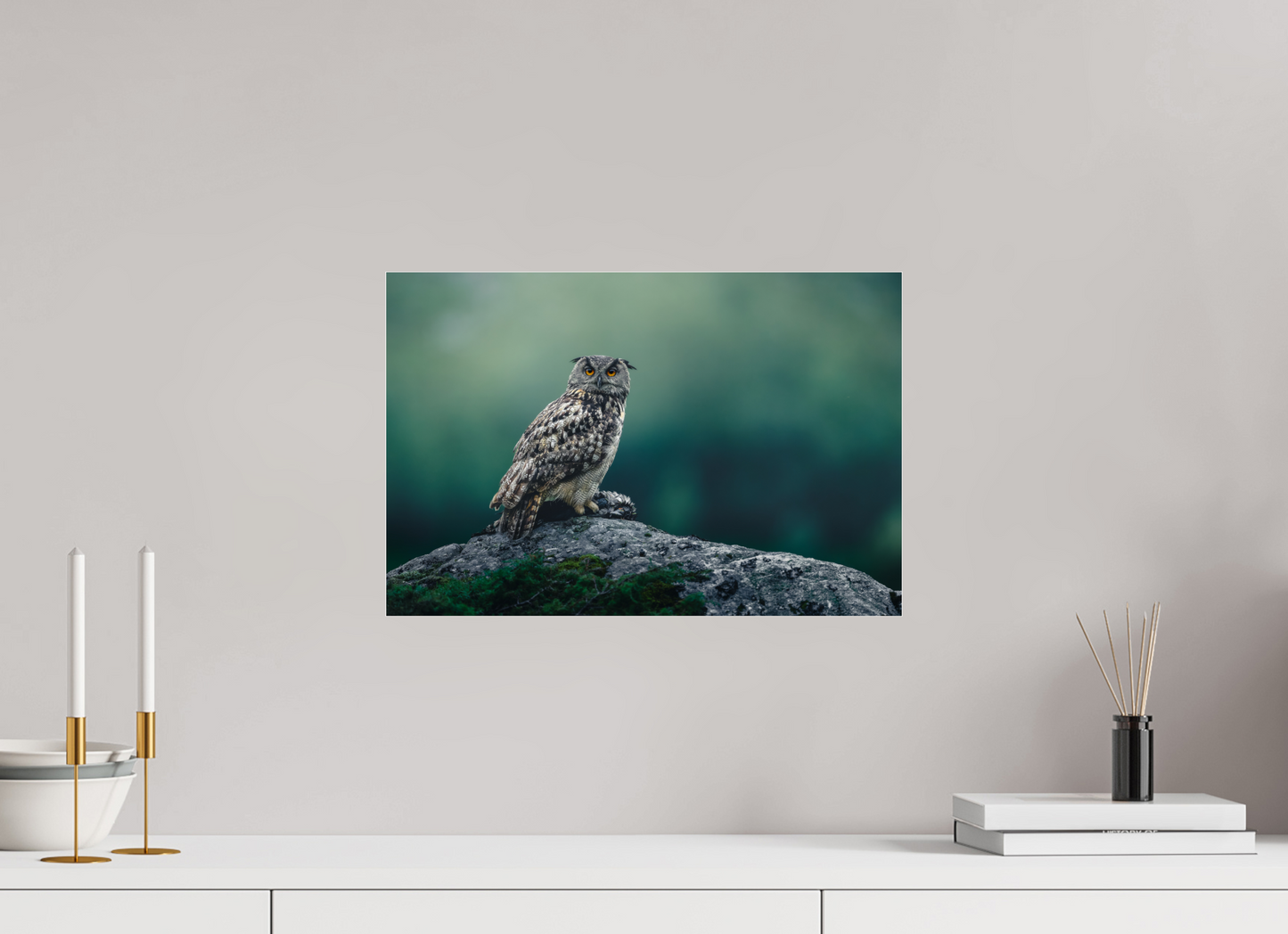 Eagle owl with its prey