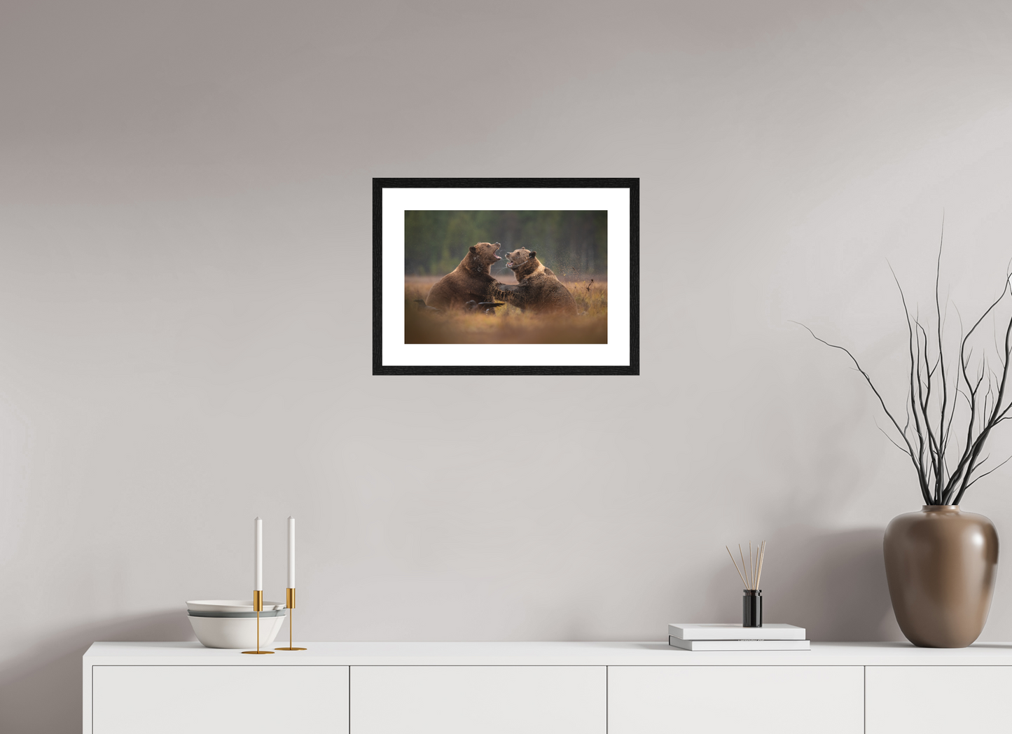 Fighting brown bears