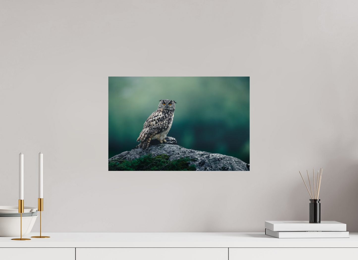 Eagle owl with its prey